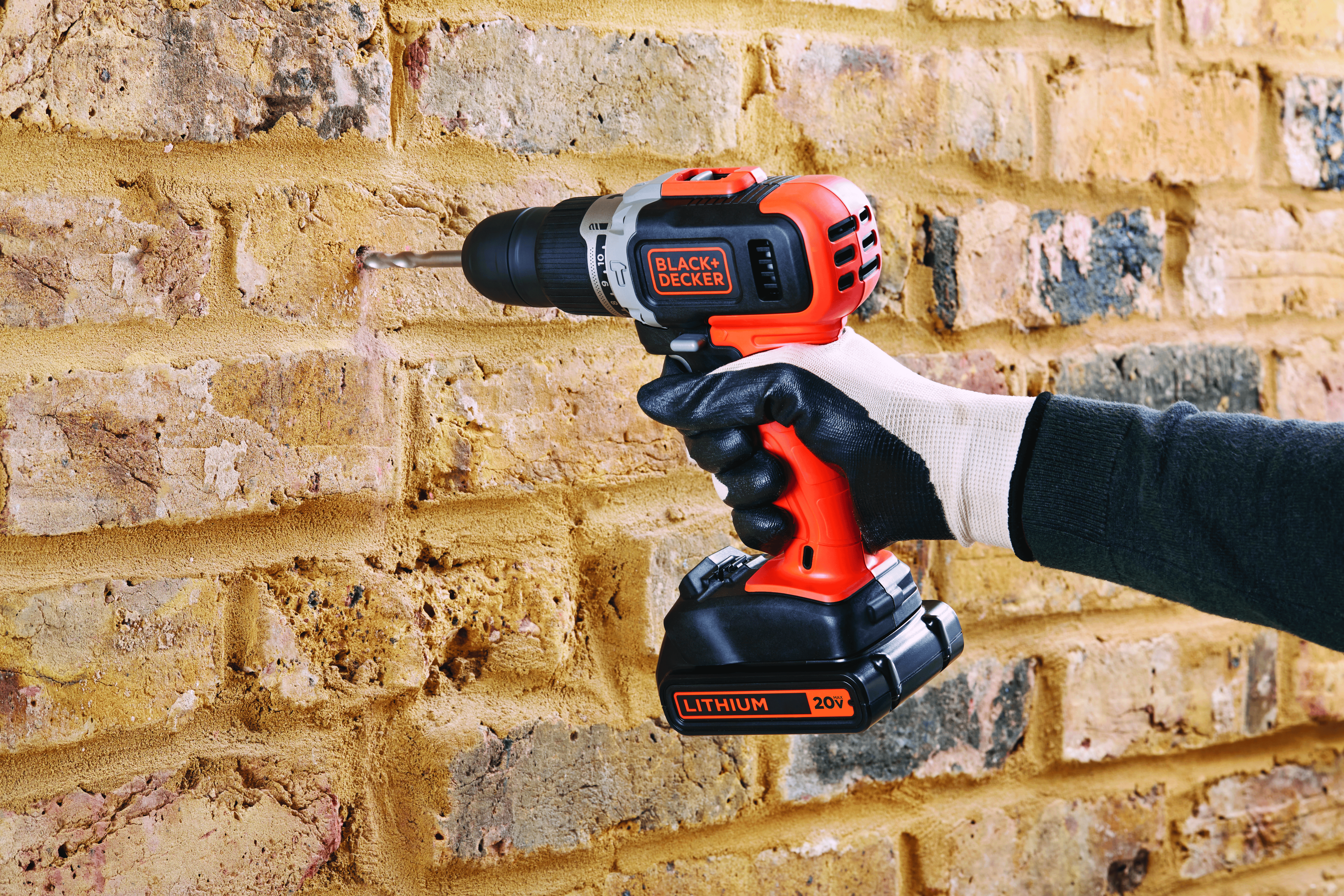 Taladro Atornillador Inalámbrico 20V BLACK+DECKER + Set de 107 Herramientas | ¡Promoción Especial!
