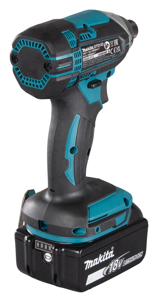 Atornillador de Impacto 18V 1/4" Makita Incluye Bateria de 3.0AH 632G13-1 + Cargador 1912Y7-5 Makita DTD152Z-PROMO ¡PROMOCIÓN FERIA FERRETERA!