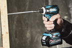 Atornillador de Impacto 40V XGT Incluye 2 Baterias de 2.5AH y Cargador Makita TD001GD201 ¡PROMOCIÓN FERIA FERRETERA!