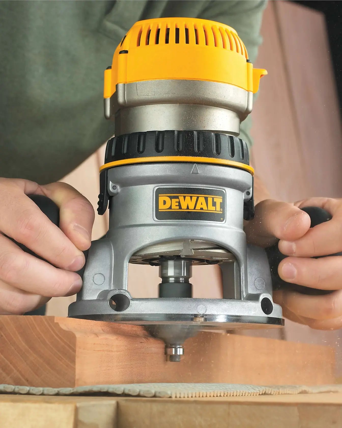 Ruteadora 1.3/4HP 11A.24500 Dewalt DW616 ¡PROMOCIÓN FERIA FERRETERA!