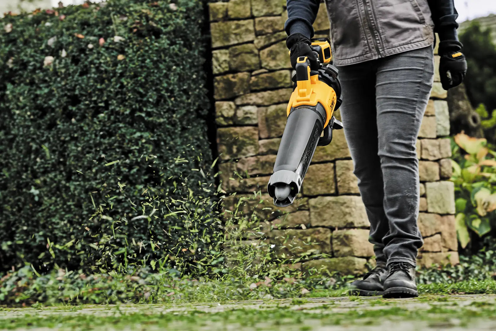 Sopladora 20V Incluye Bateria de 5.0AH y Cargador Dewalt DCBL722P1 ¡PROMOCIÓN FERIA FERRETERA!
